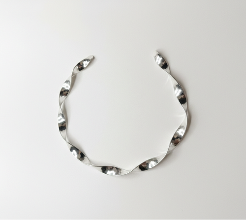 Aureline choker